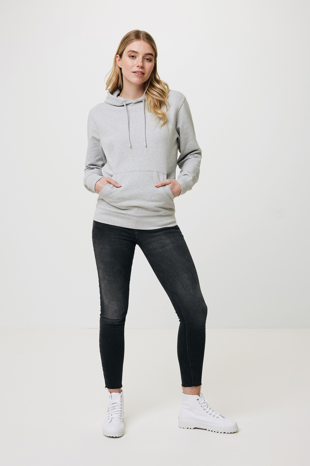 Худи Iqoniq Torres из переработанного неокрашенного хлопка, унисекс, 340 г/м²-29