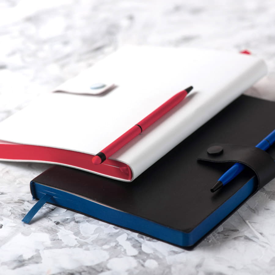 Ежедневник недатированный Stellar, А5, белый, кремовый блок  в линейку, с зеленым обрезом, белый, зеленый-1