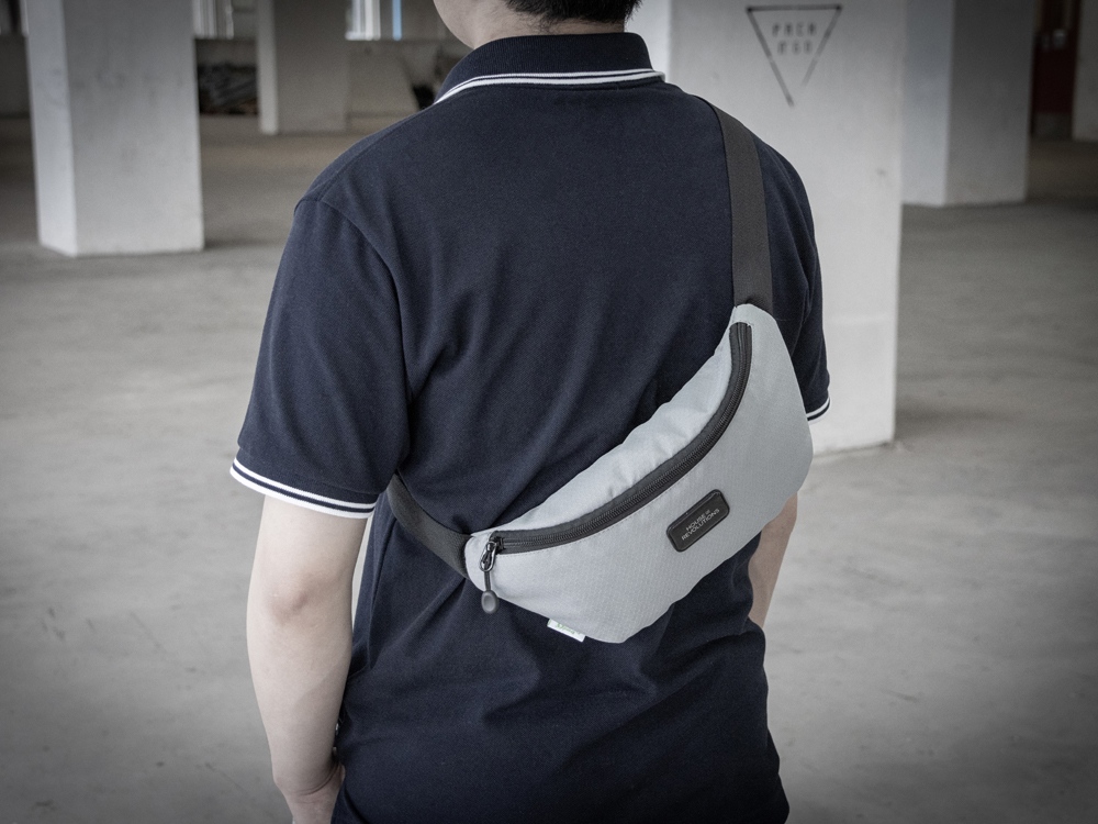 Универсальная водостойкая сумка на пояс Bumble из переработанного пластика, серый-12