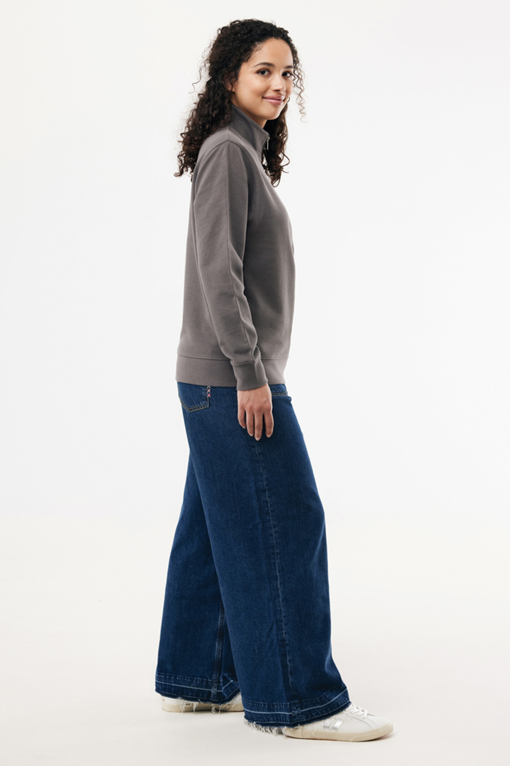 Свитшот на молнии Iqoniq Elgon из переработанного хлопка, 300 г/м²-11