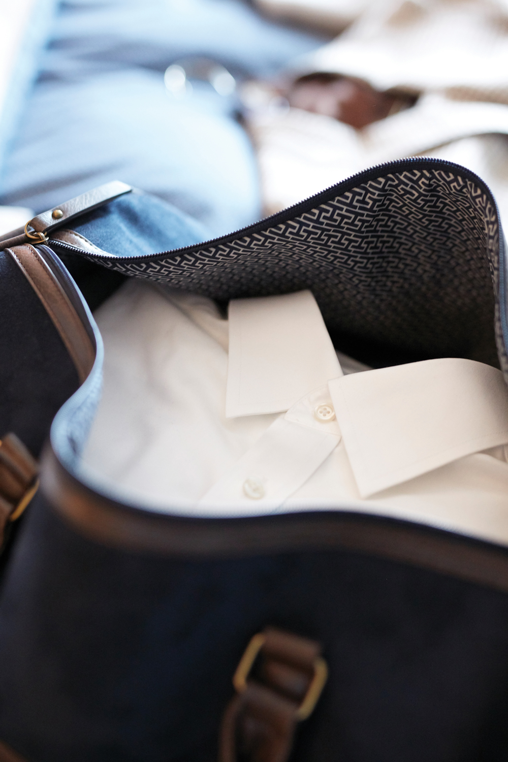 Дорожная сумка VINGA Hunton-12