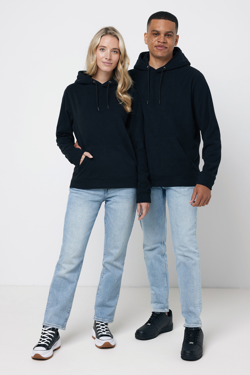 Худи Iqoniq Trivor из переработанного полиэстера AWARE™, унисекс, 240 г/м²-6