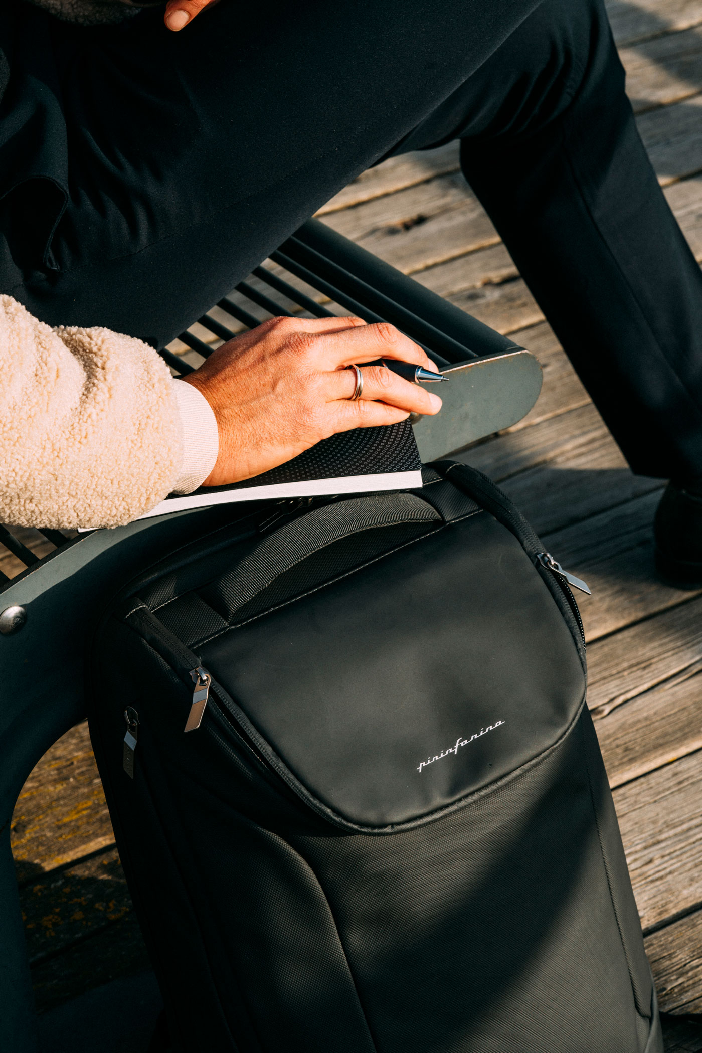 Рюкзак Pininfarina Active 45х30х19 см, черный-21