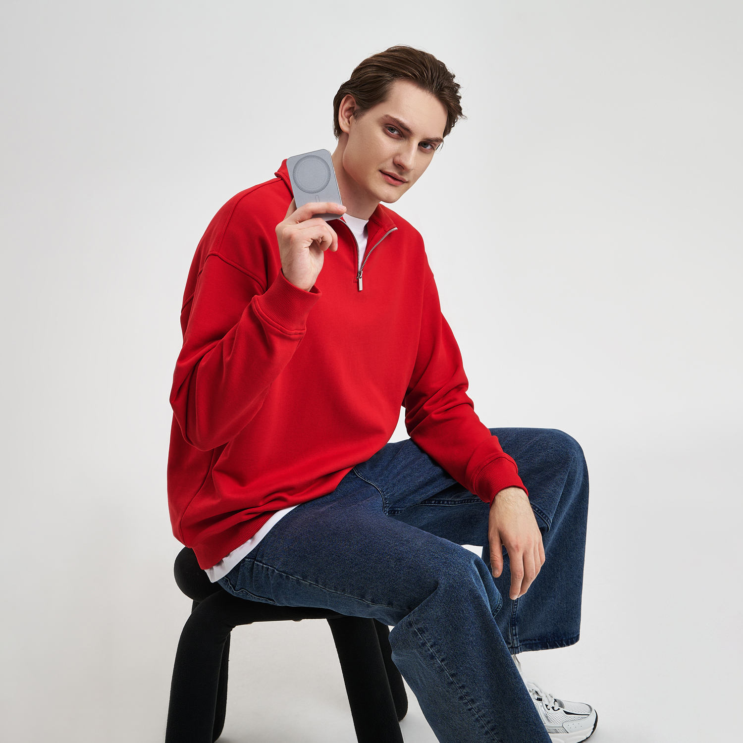 Внешний аккумулятор Артекс PD (Artex PD) 5000mAh с функцией беспроводной зарядки 15W, серебряный-9