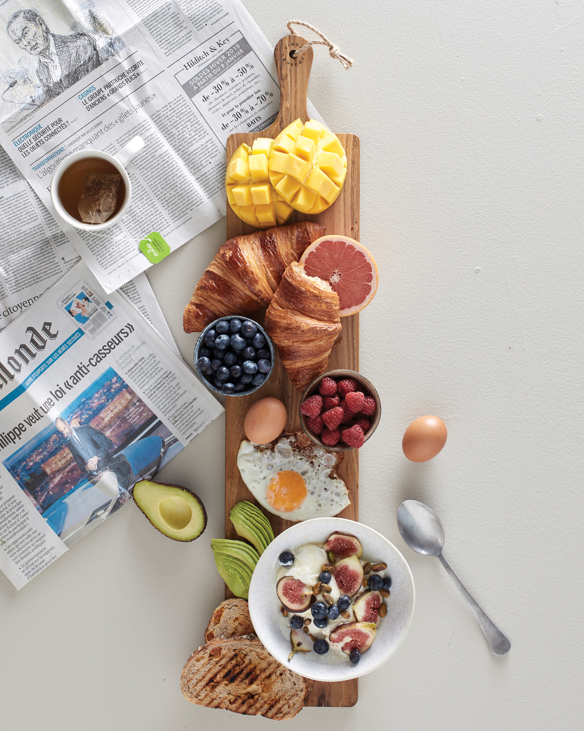 Длинная сервировочная доска VINGA Buscot-4