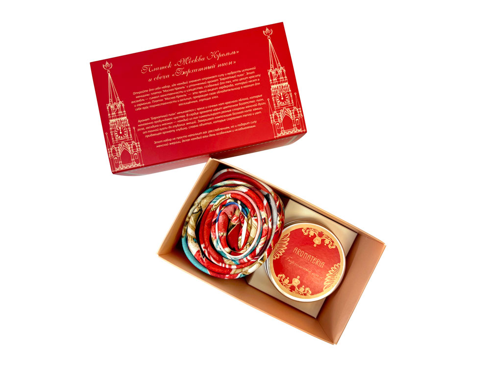 Набор: платок Кремль – Москва и свеча Бархатный пион-0