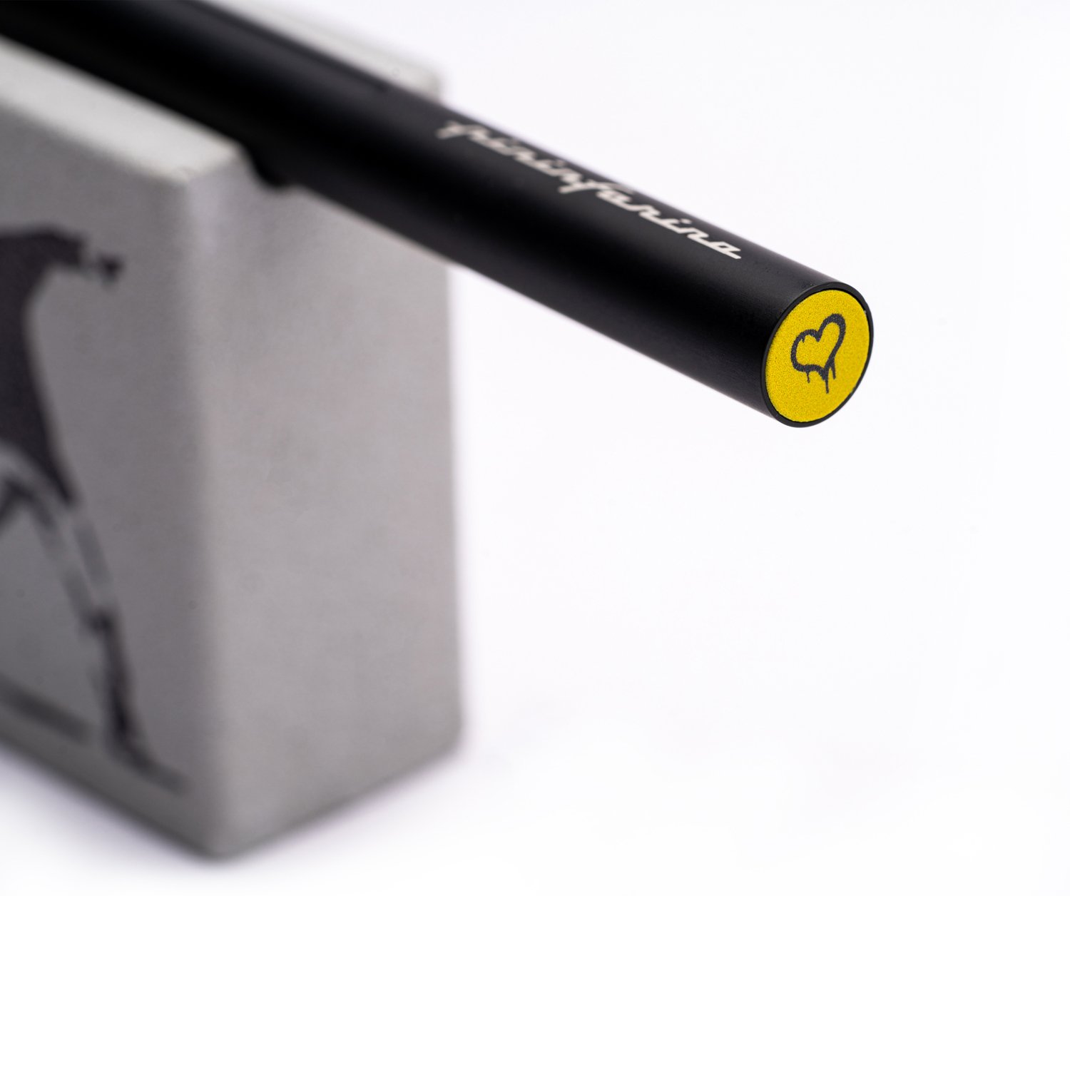 Набор Pininfarina Banksy Метатель цветов: карандаш SMART с бетонной подставкой-2