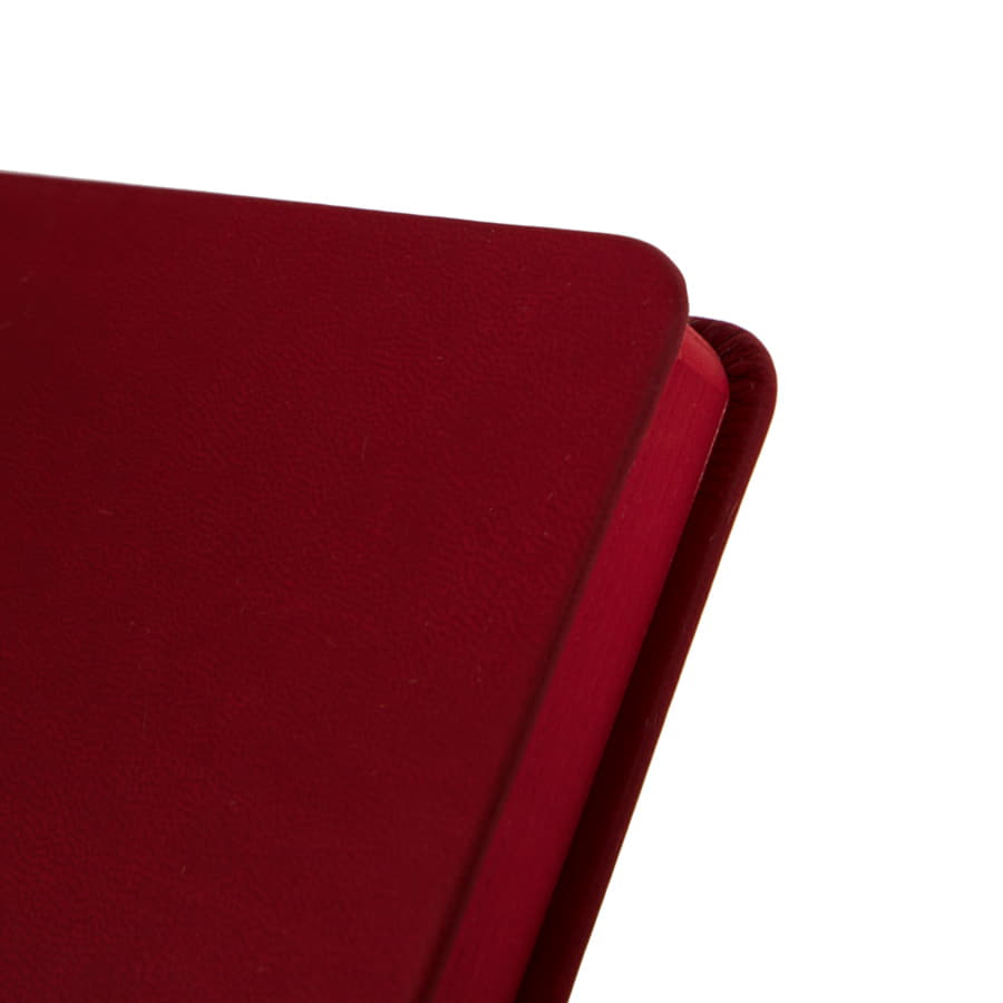 Ежедневник недатированный Softie, А5, бордовый, блок в клетку, бордовый обрез, бордовый-1