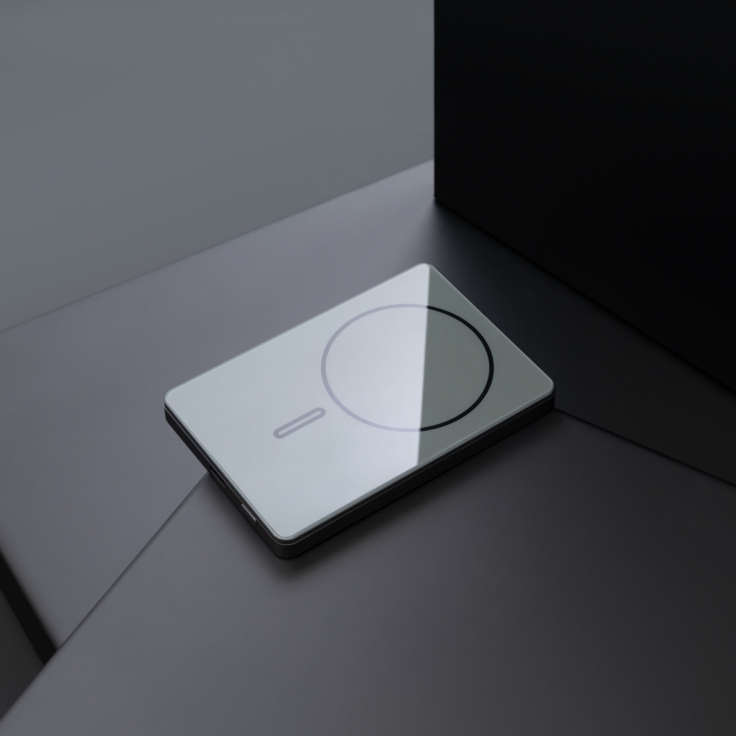 Внешний аккумулятор Onyx PD 5000mAh с функцией беспроводной зарядки 15W, серый-7