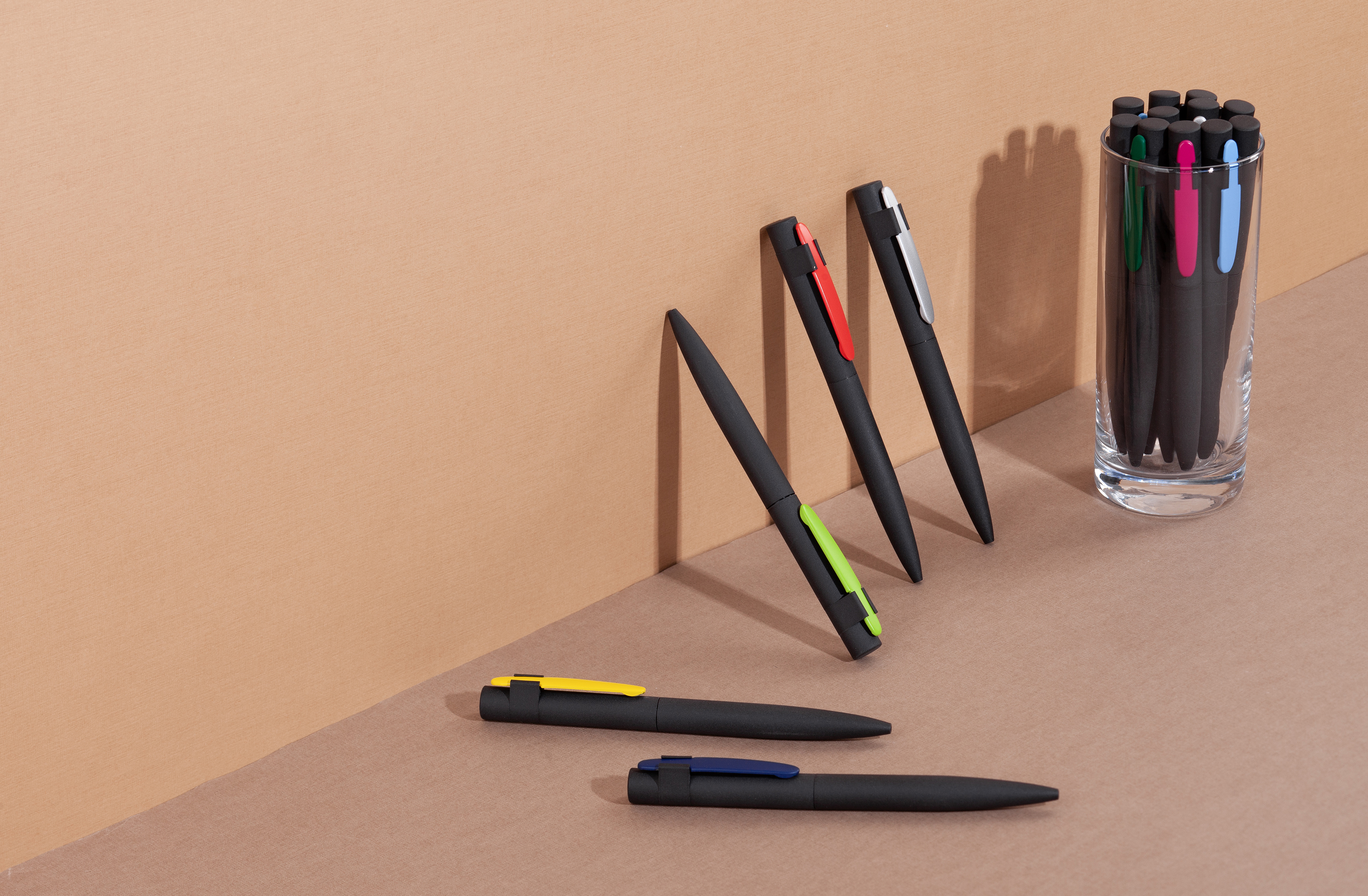 Ручка шариковая "Lip SOFTGRIP"-1