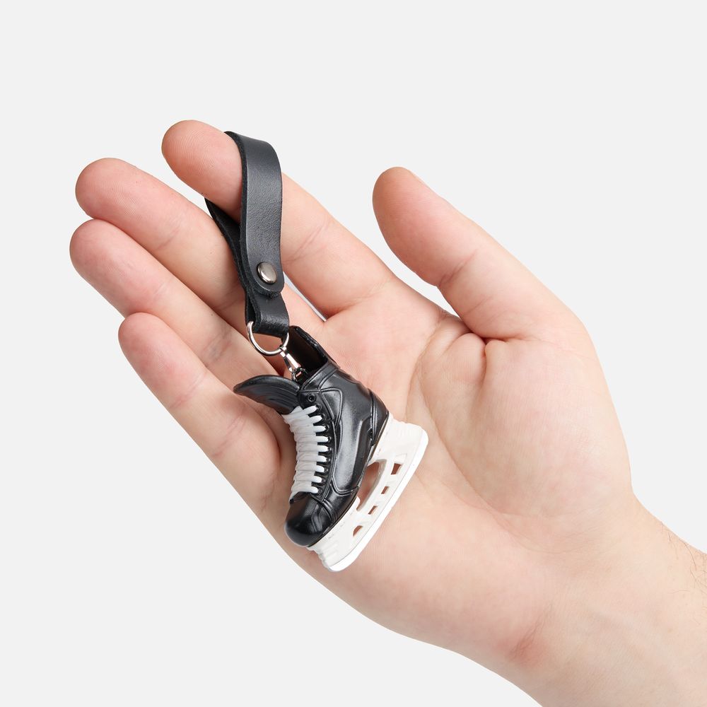 Брелок «Хоккейный конек», черный-2