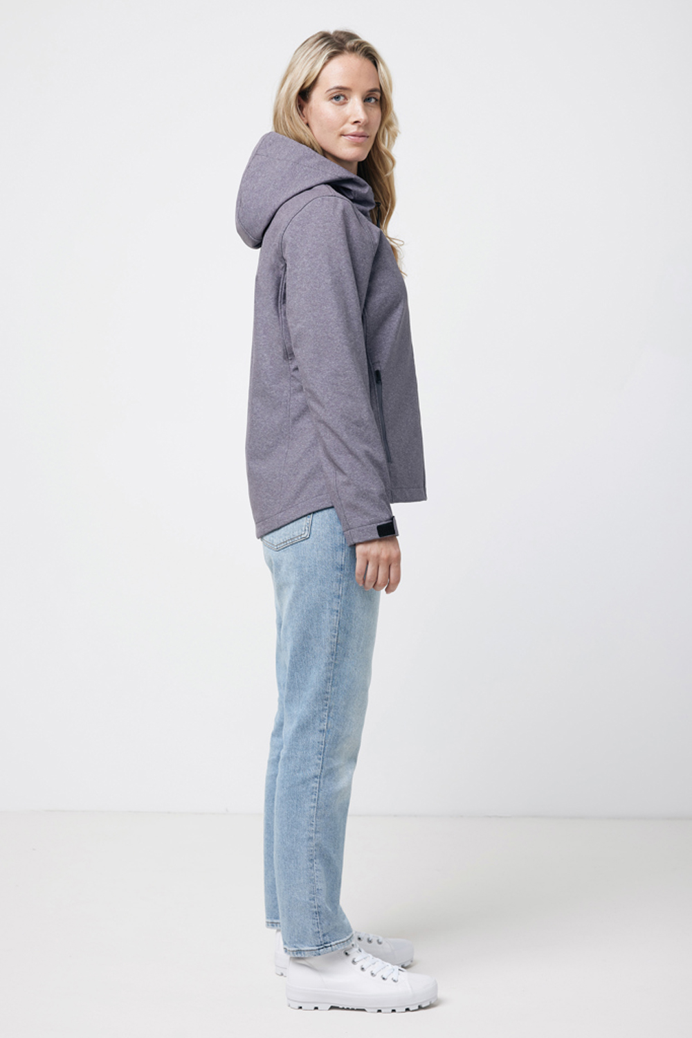 Женская куртка Iqoniq Makalu из переработанного полиэстера AWARE™, 300 г/м²-11