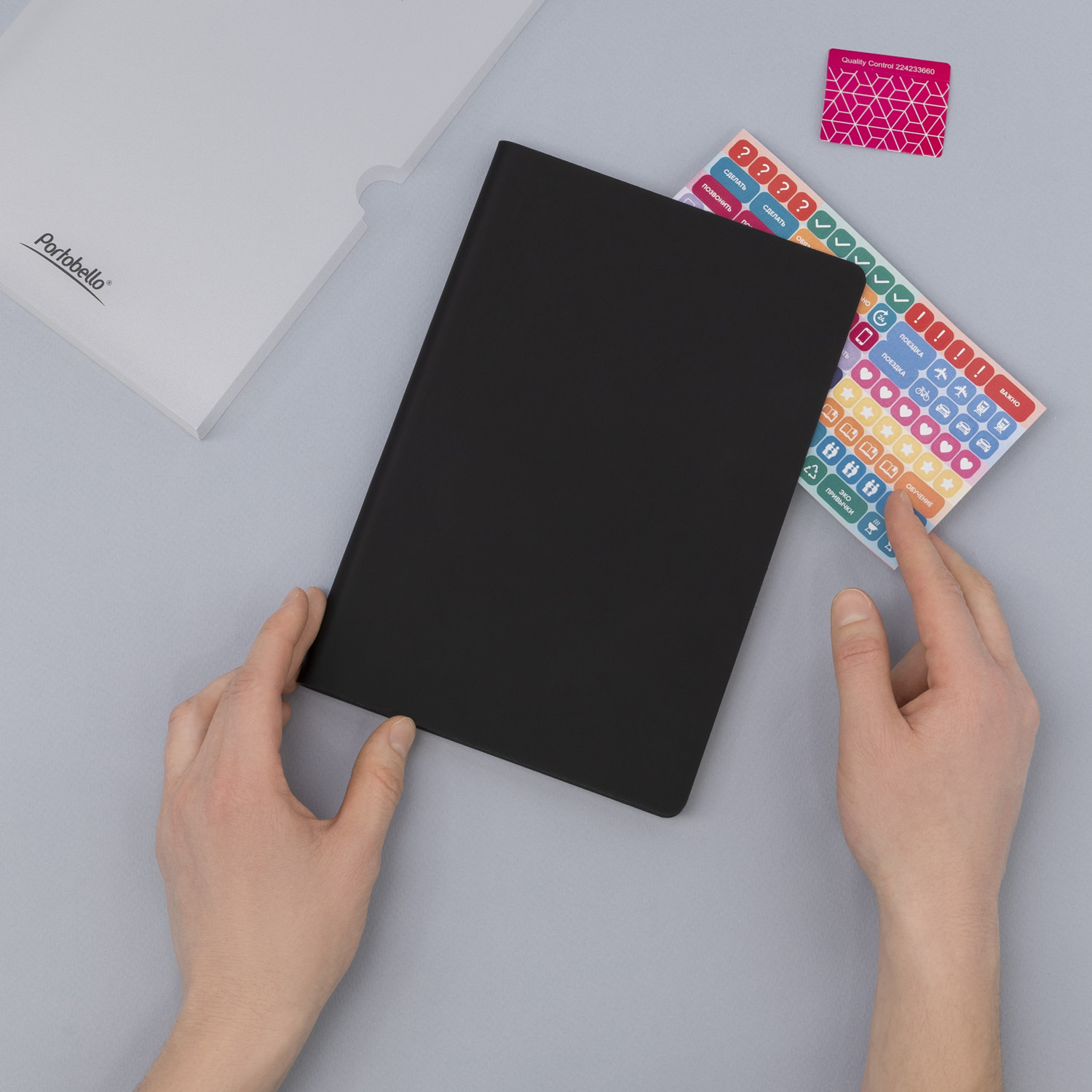 Ежедневник Спарк (Spark) недатированный, черный (с упаковкой, со стикерами)-15