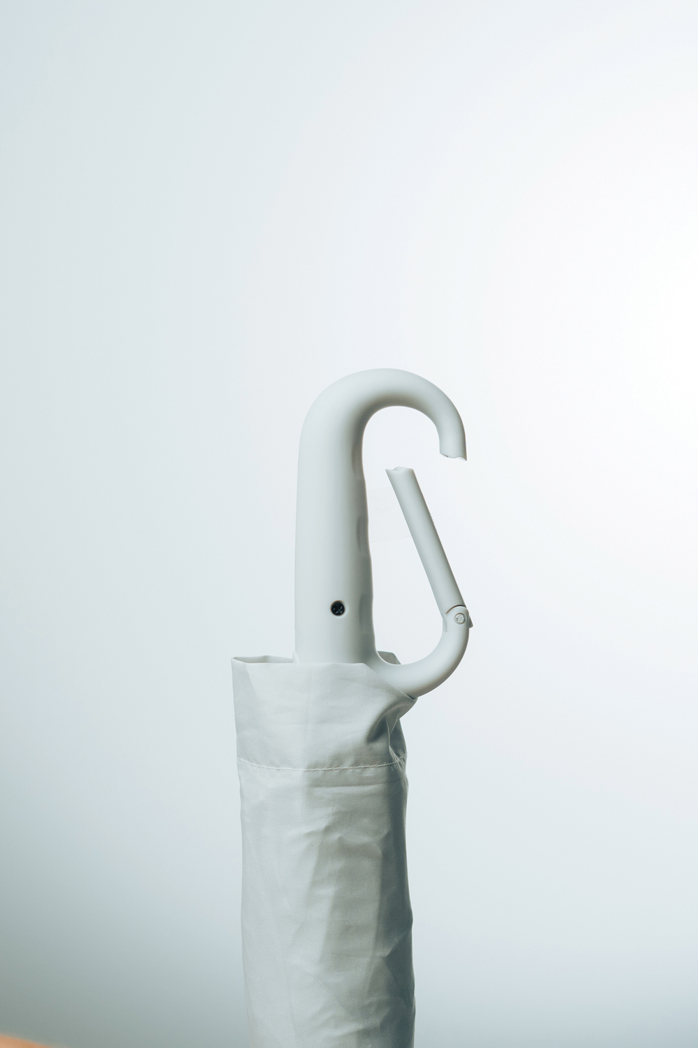 Автоматический зонт с карабином Yara из rPET AWARE™, d108 см-8