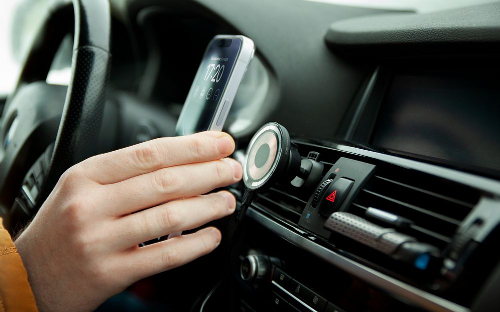 Держатель для смартфона Cooper Auto Wireless с беспроводной зарядкой, черный-9