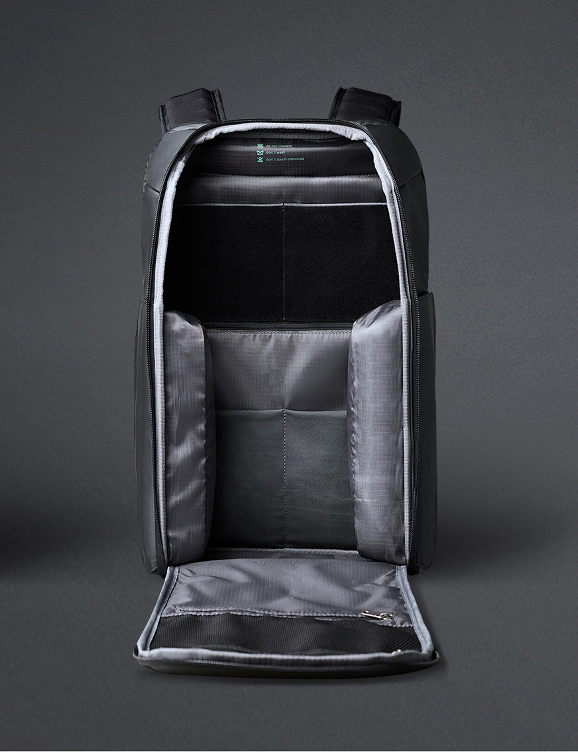 Рюкзак KORIN FlipPack 47х30х17 см, черный-4