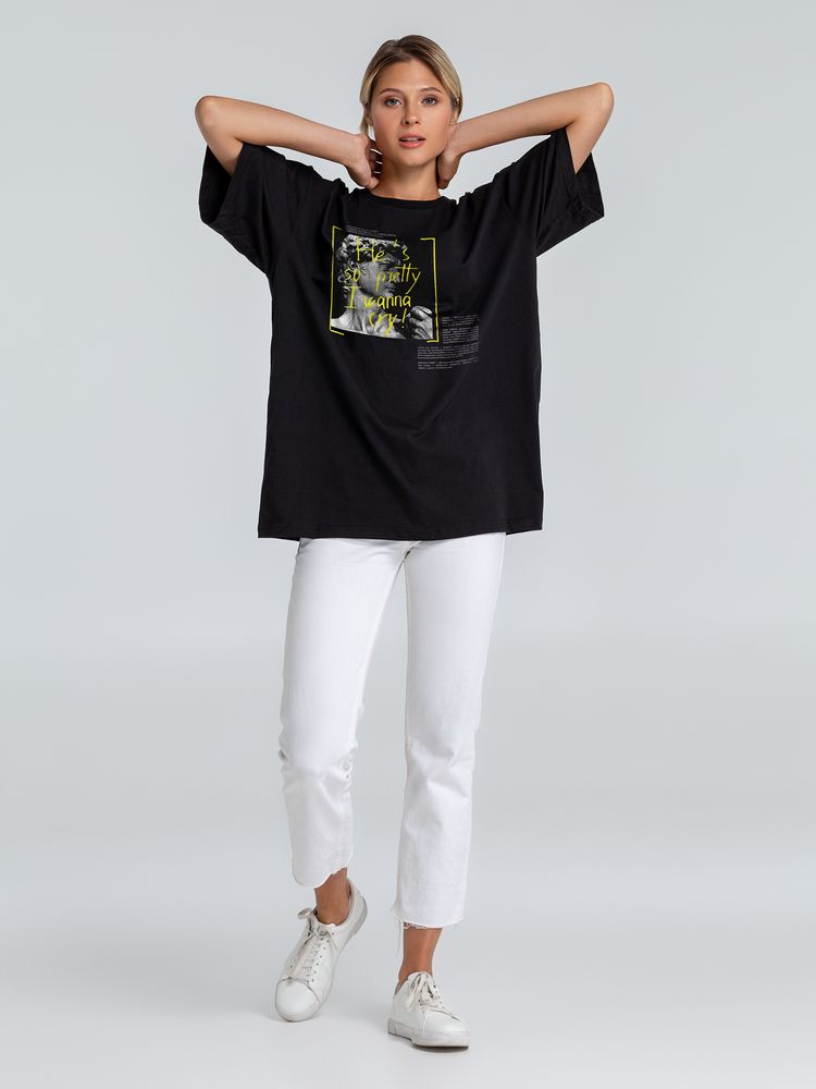 Футболка оверсайз «He is So Pretty. Давид», черная-1