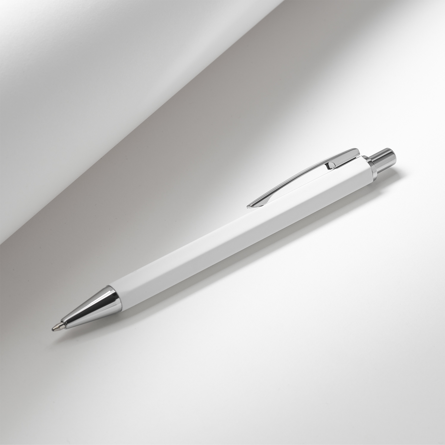 Шариковая ручка Urban, белая-3