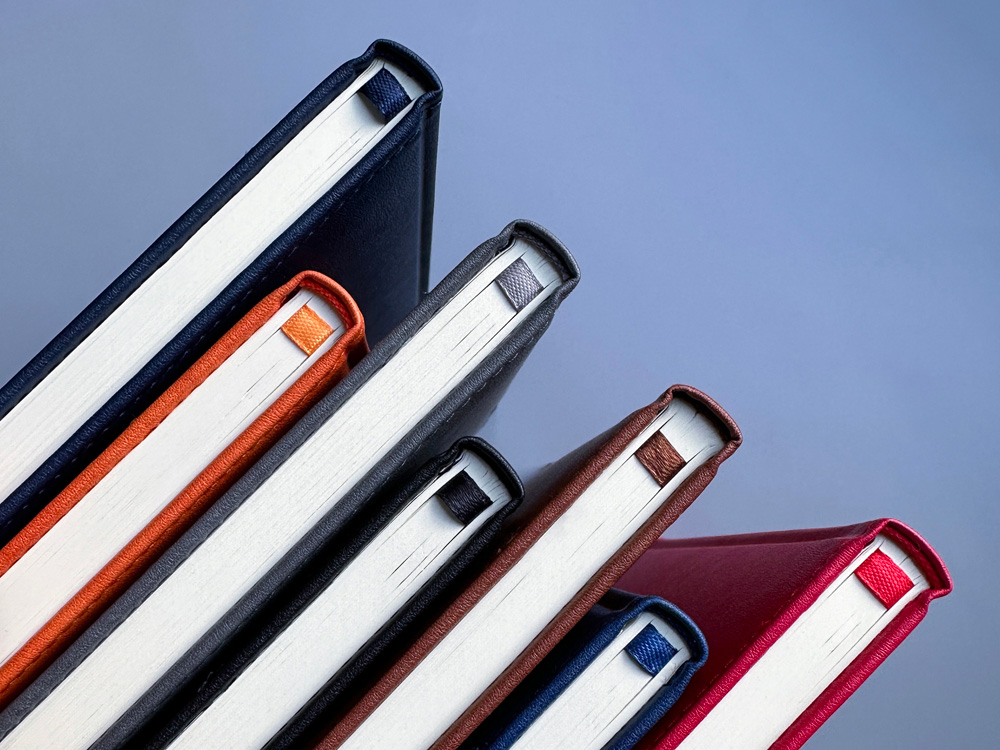 Ежедневник недатированный А5+ Classic, графитовый серый-6