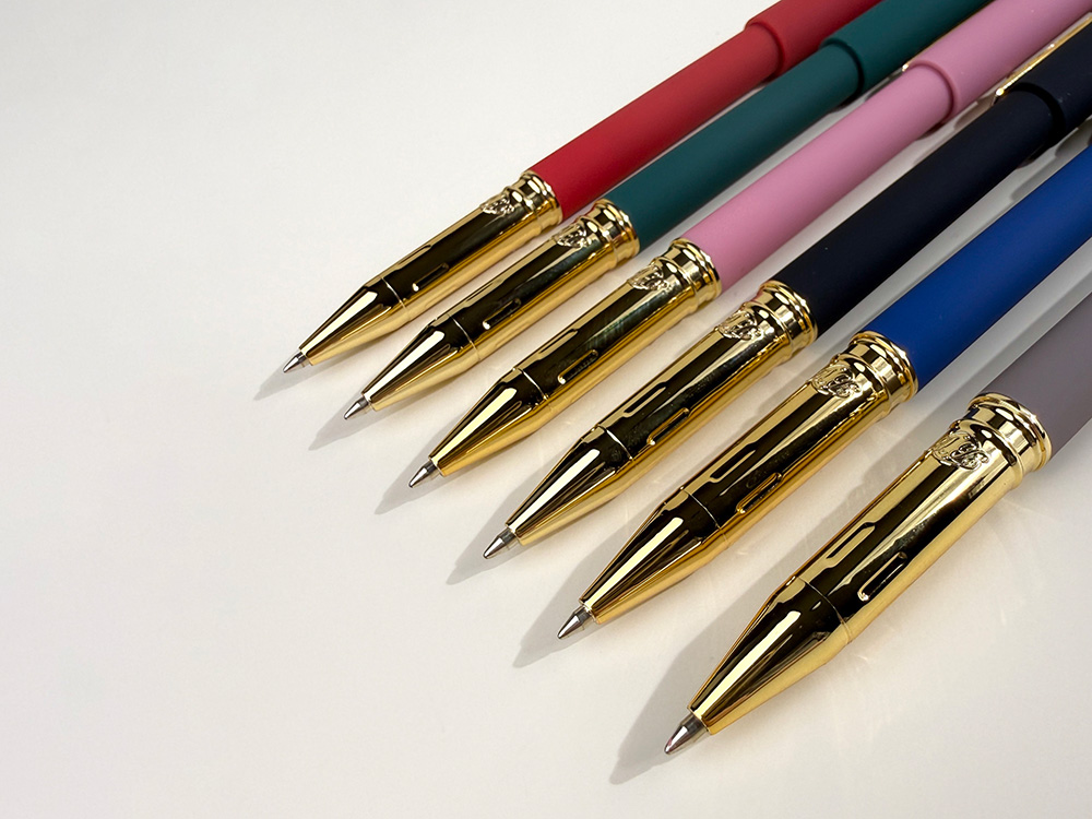 Ручка пластиковая шариковая Parliament, 0,7 мм, синие чернила, черный/золотистый-7