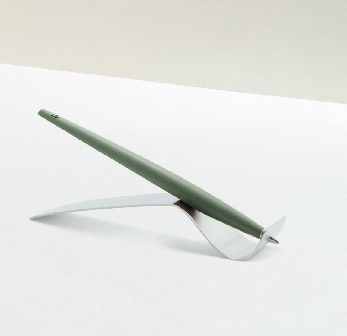 Шариковая ручка Pininfarina Piuma A MODERN CLASSIC SAGE GREEN-0