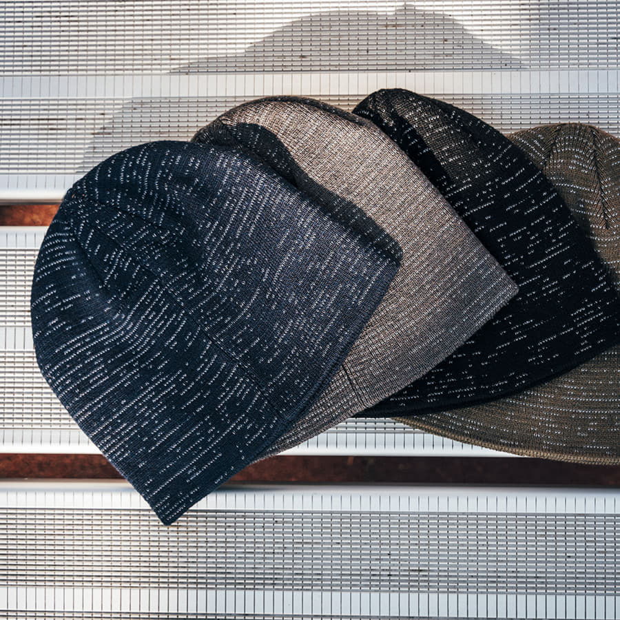 Шапка вязаная SHINE светоотражающая из материала rPET/рециклированного полиэстера, темно-серый-5