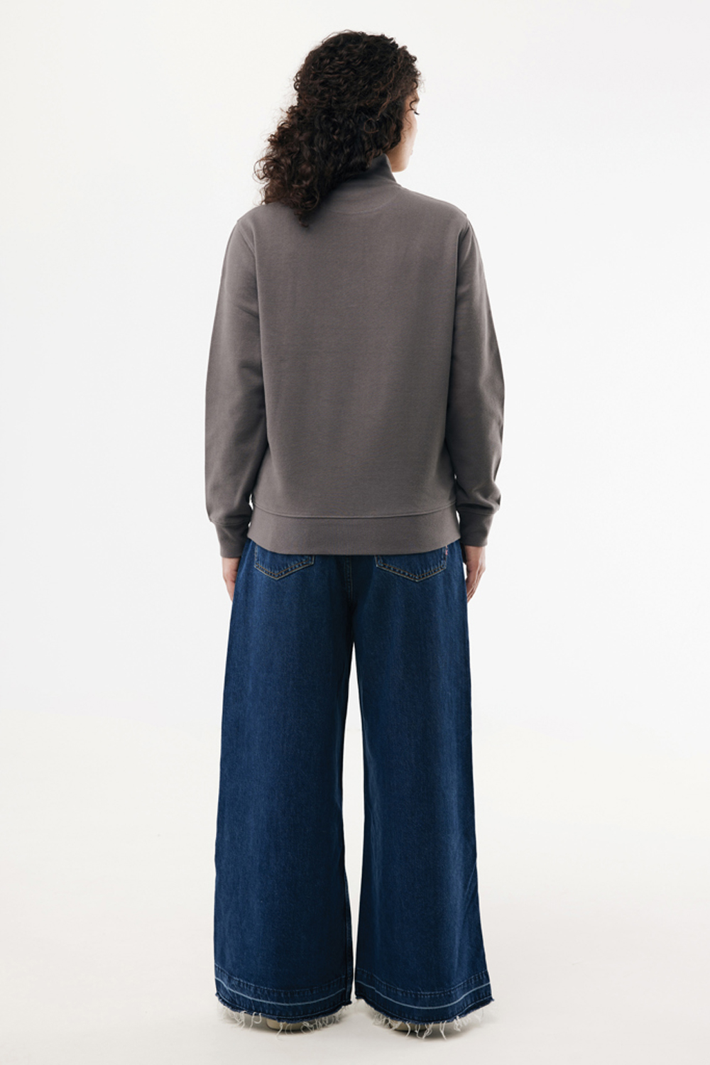 Свитшот на молнии Iqoniq Elgon из переработанного хлопка, 300 г/м²-12