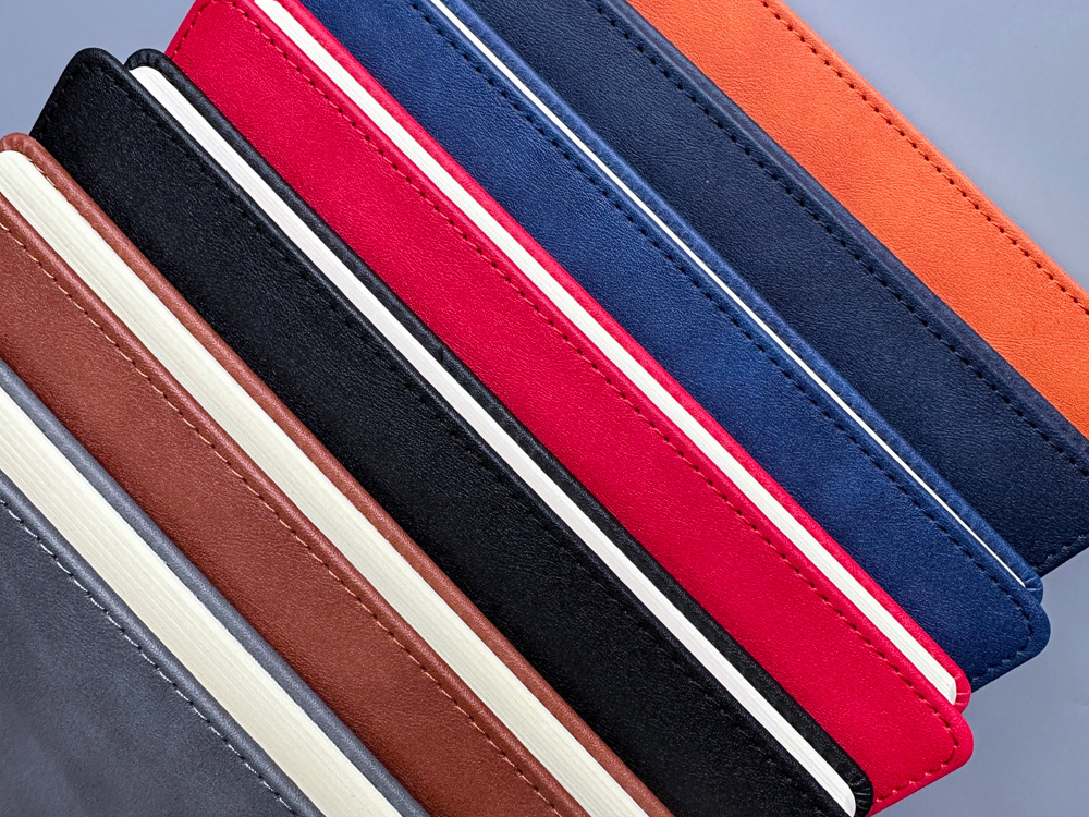 Ежедневник недатированный А5 Classic, темно-синий-7