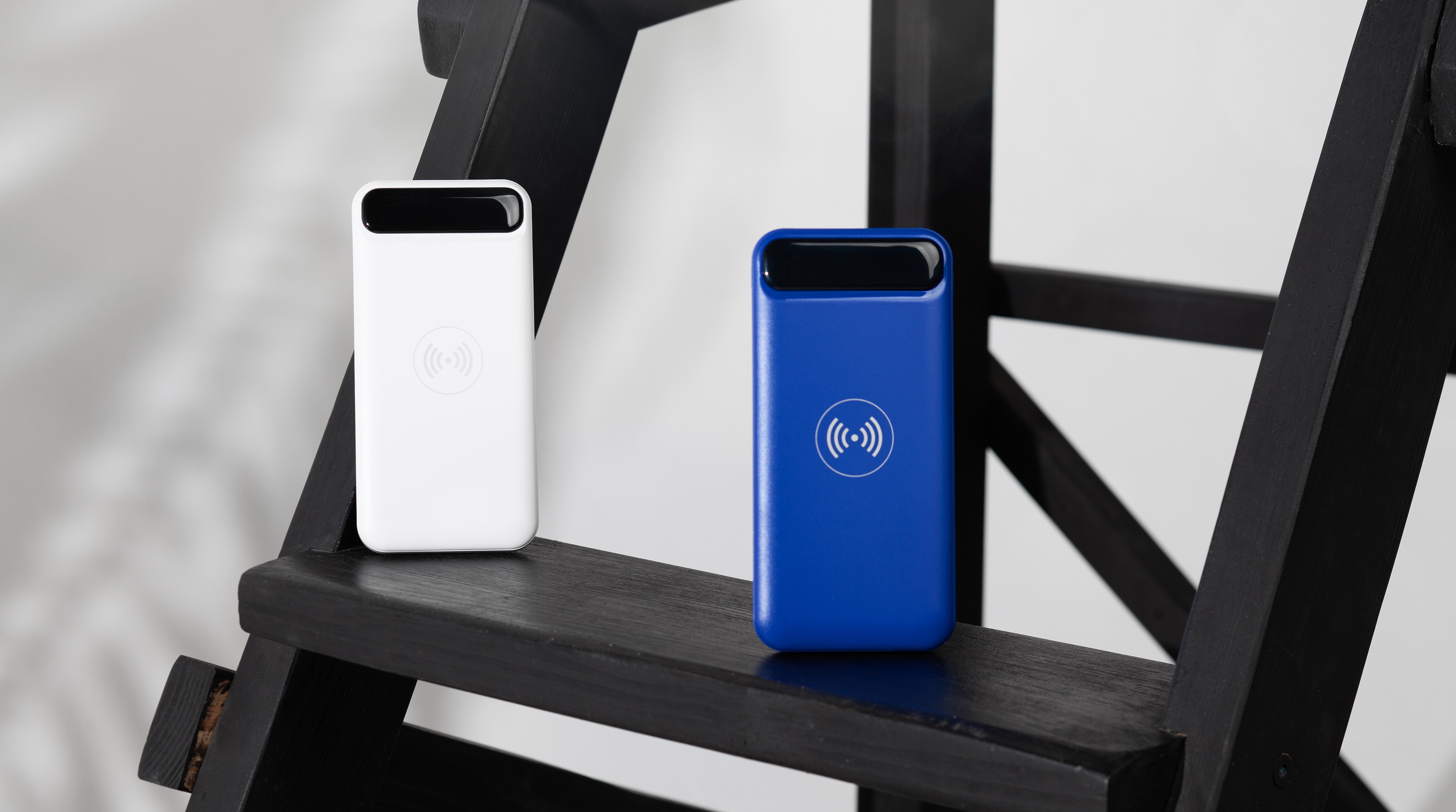 Беспроводное зарядное устройство "Quantum", 10000 mAh с цифровым индикатором заряда-3