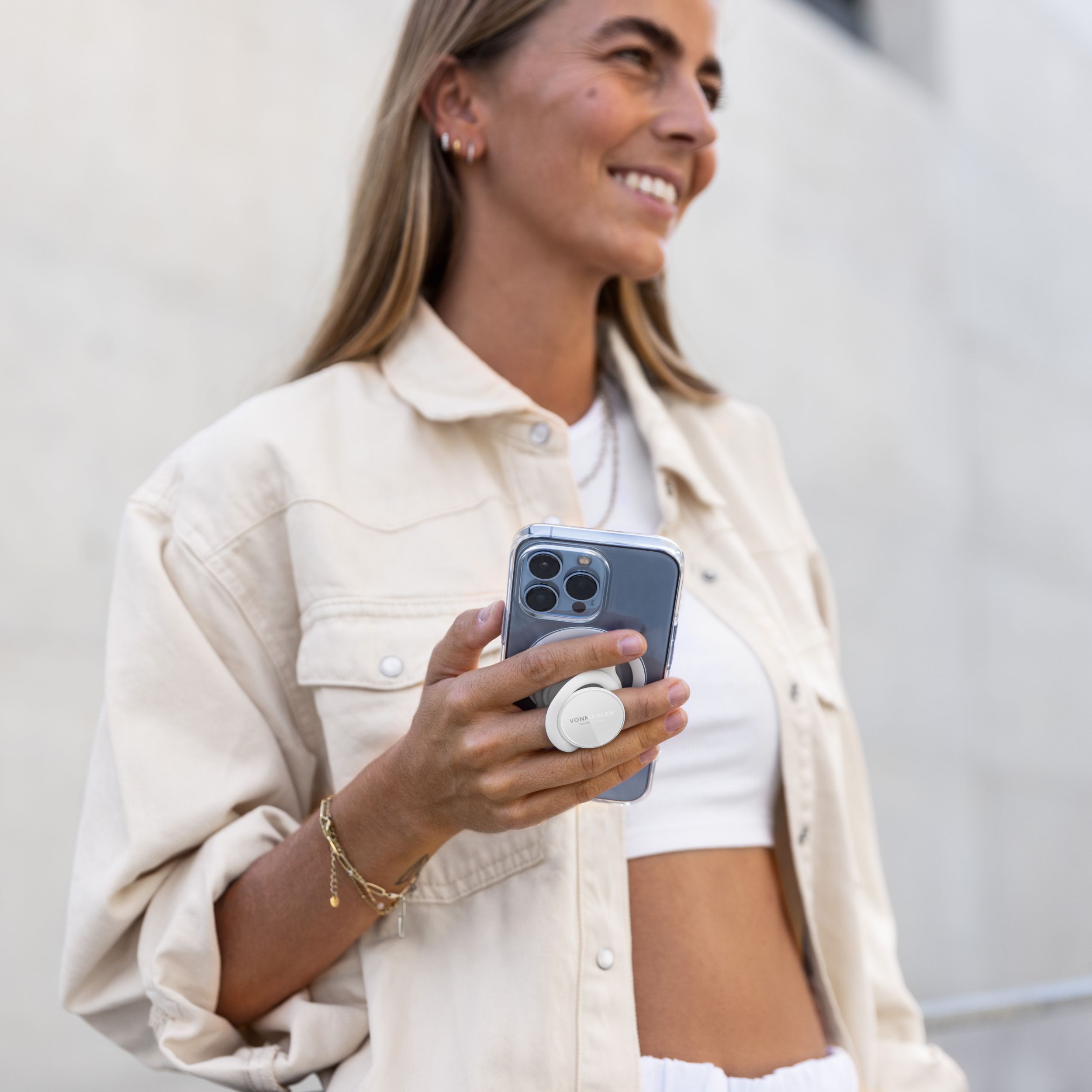 Держатель для телефона Backflip® Pure с магнитным креплением, белый-7