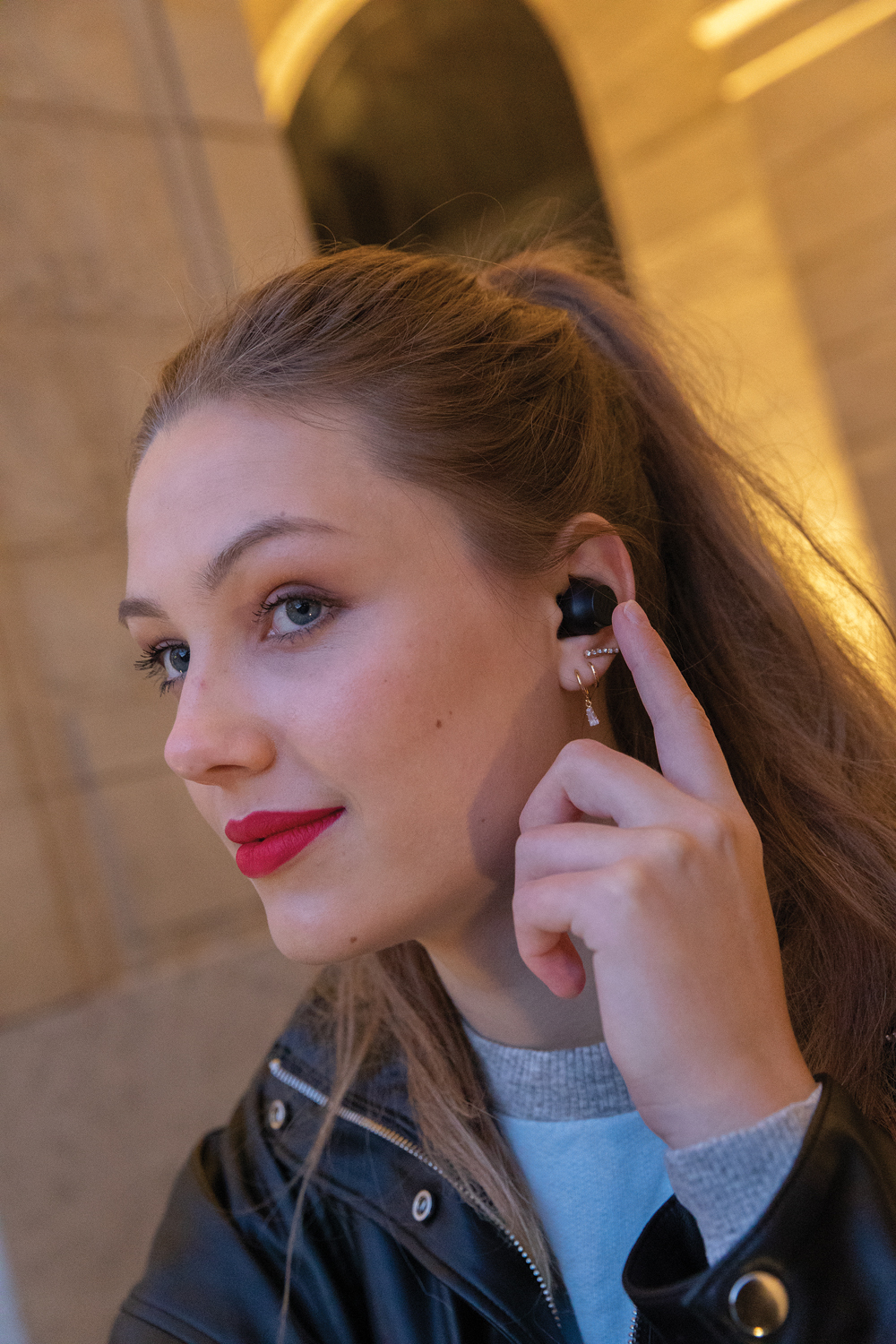 Беспроводные наушники Urban Vitamin Napa-5