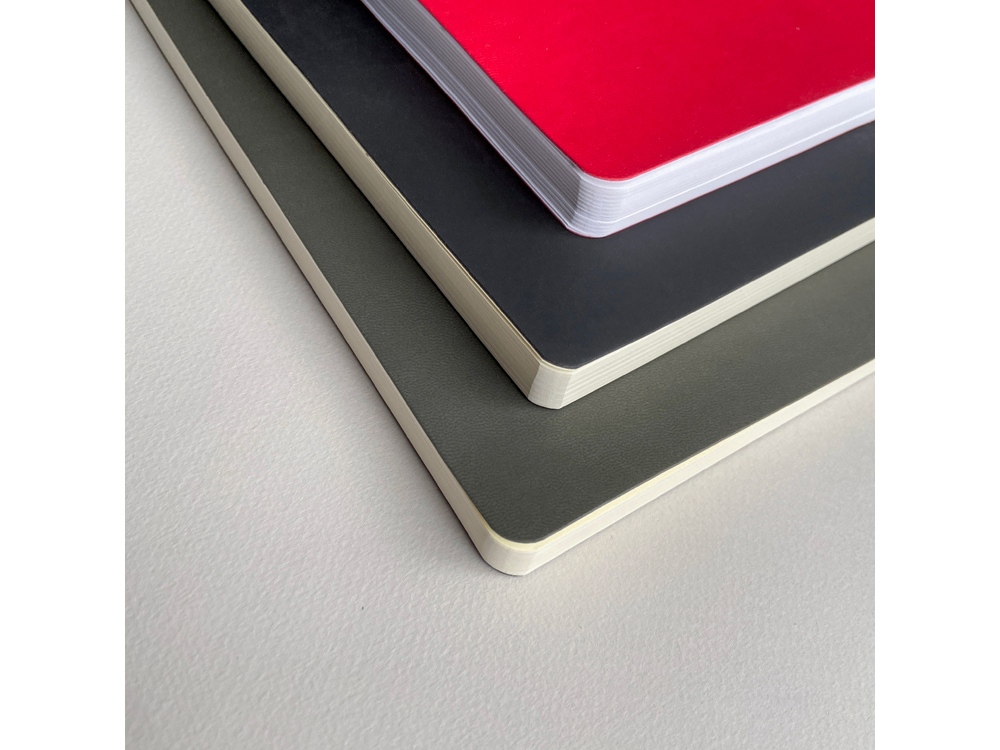 Скетчбук Sketch & Art в мягком переплете 140х210 мм, 100 л. бежевой бумаги 100 гр., красный-5