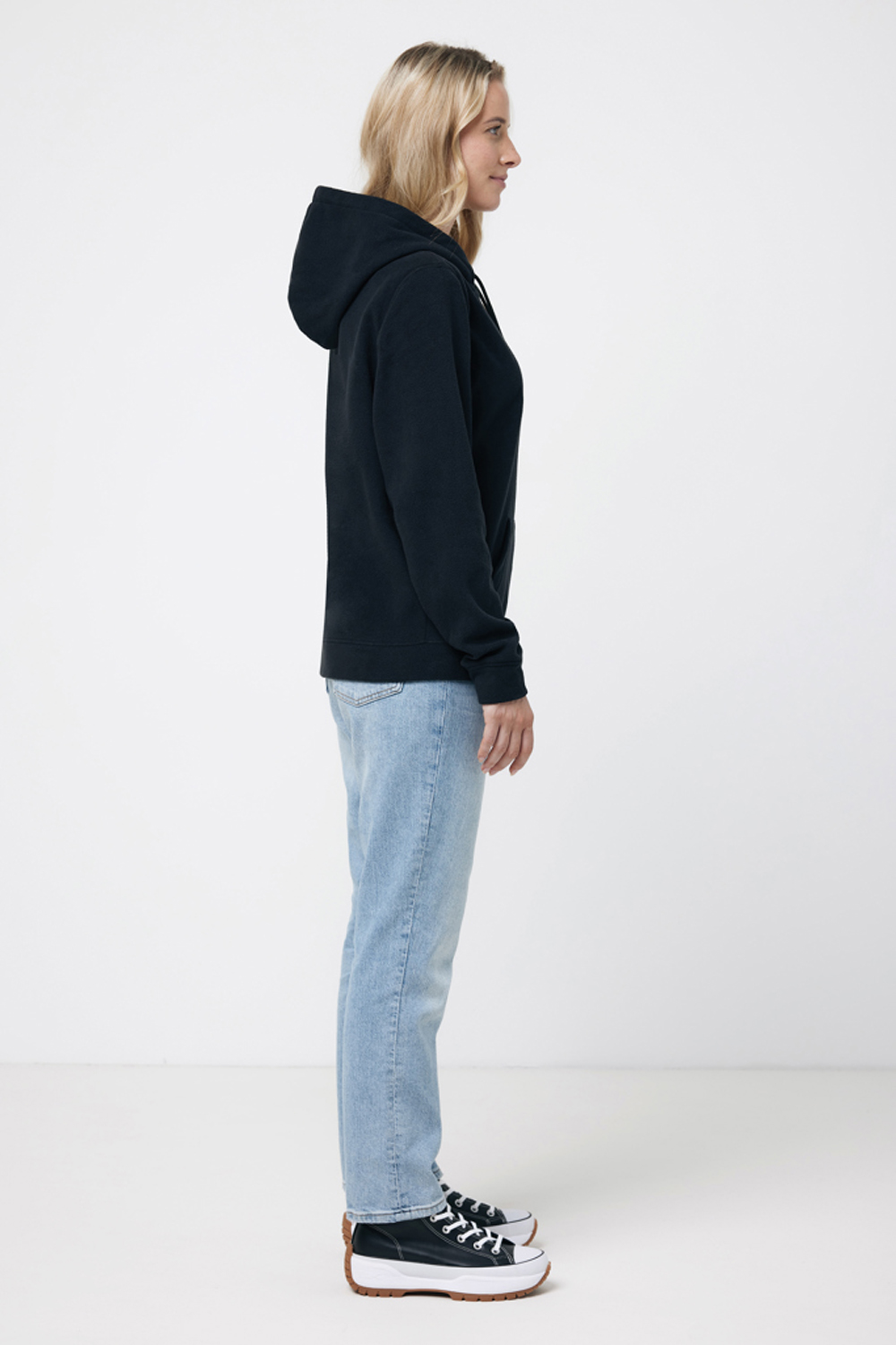 Худи Iqoniq Trivor из переработанного полиэстера AWARE™, унисекс, 240 г/м²-11