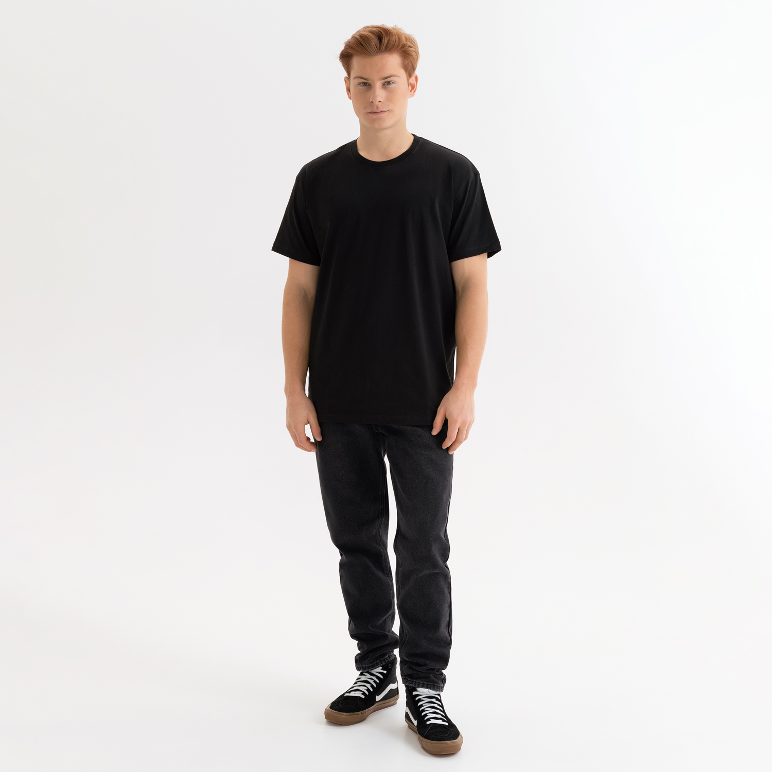 Футболка унисекс KRIS, 150 гр., черная-1