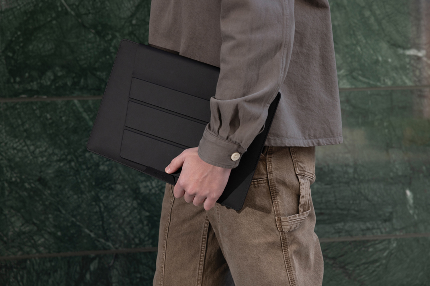Чехол для ноутбука XD Design с подставкой, 14"-9