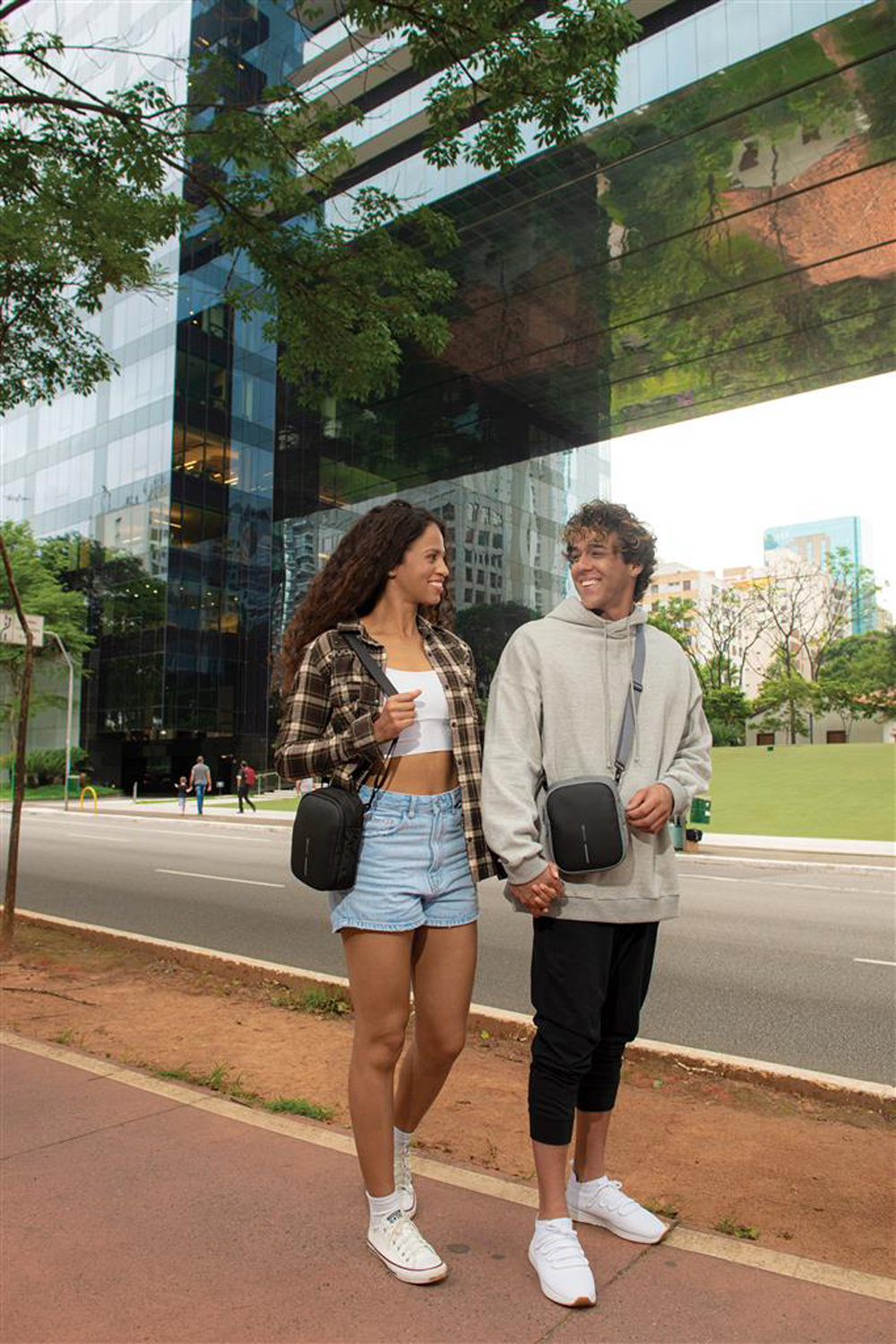 Сумка XD Design Boxy Sling-23