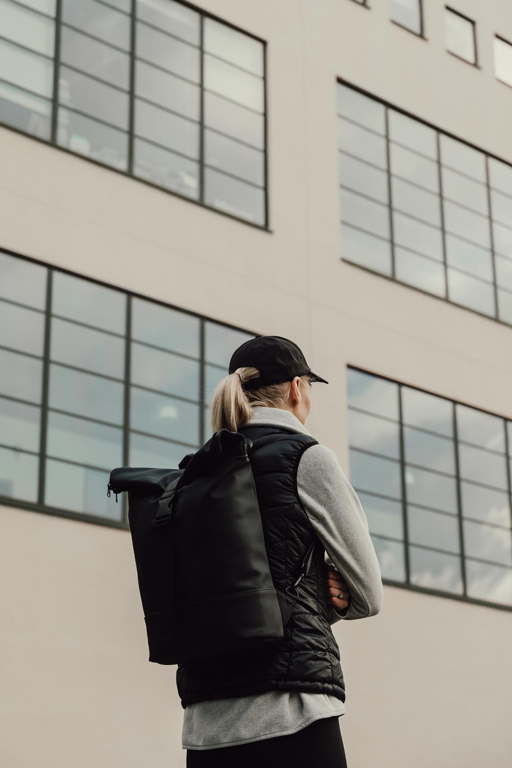 Сумка-рюкзак VINGA Baltimore черная-6