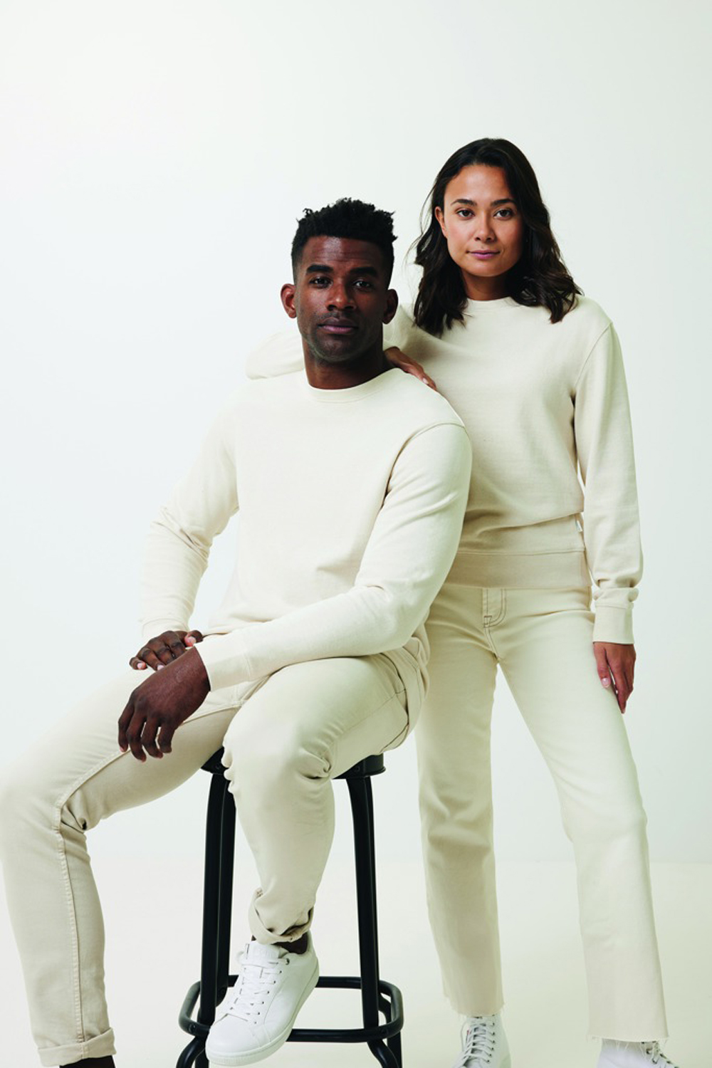 Свитшот Iqoniq Denali из переработанного неокрашенного хлопка, унисекс, 340 г/м²-36