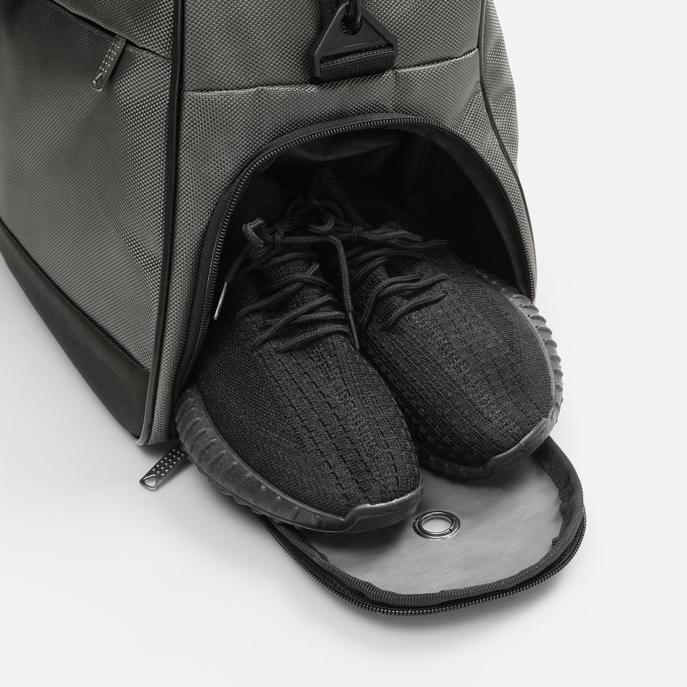 Спортивная сумка Atlantes, серая с черным-3