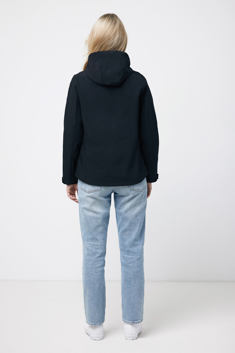 Женская куртка Iqoniq Makalu из переработанного полиэстера AWARE™, 300 г/м²-11