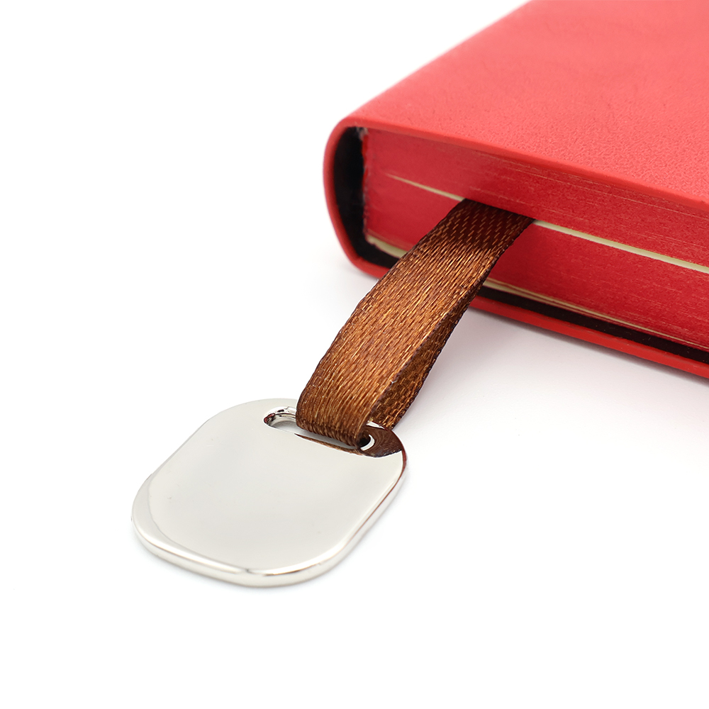 Блокнот A5 Shell в мягком переплёте c металлической биркой, Красный-2