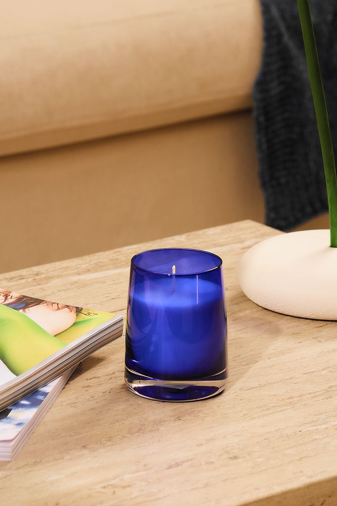 Ароматическая свеча Fragnola, пряная древесина и кардамон, темно-синяя-3