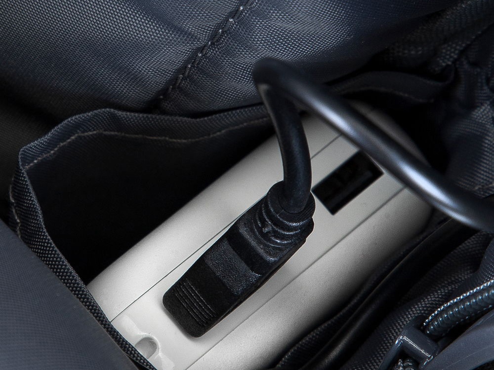 RIVACASE 7562 grey/dark blue рюкзак для ноутбука 15.6'', серый/темно-синий-13