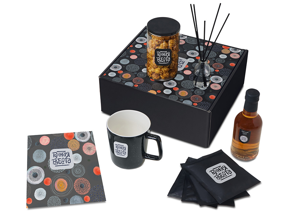 Подарочный набор Re:y. Treat с кружкой, сиропом и попкорном-0