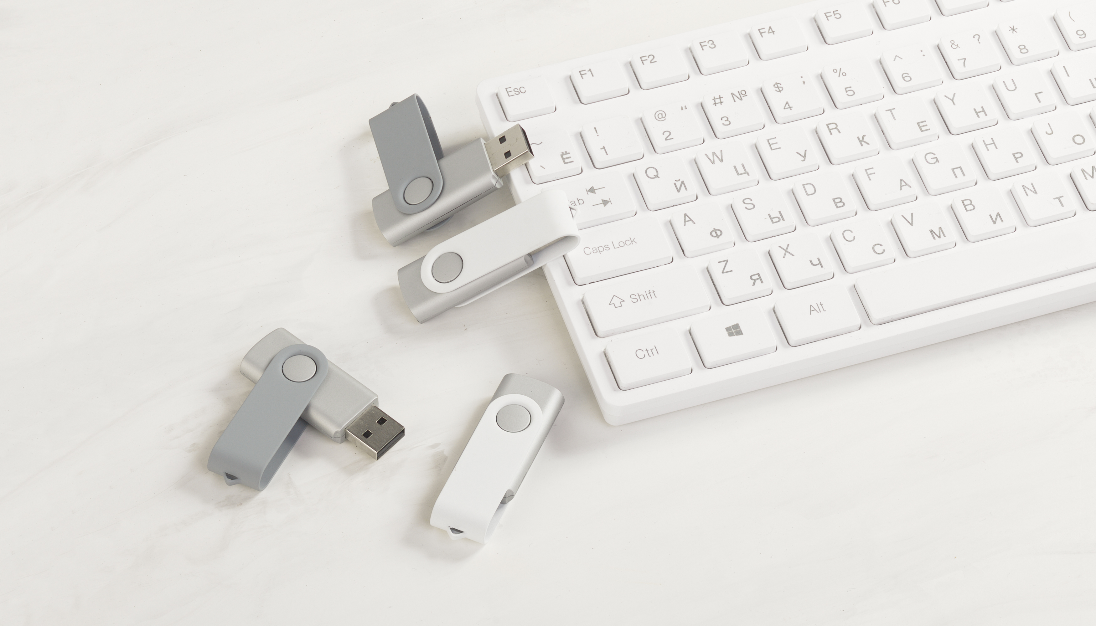 Флеш-карта "Vostok", объем памяти 16GB, покрытие soft touch#-1