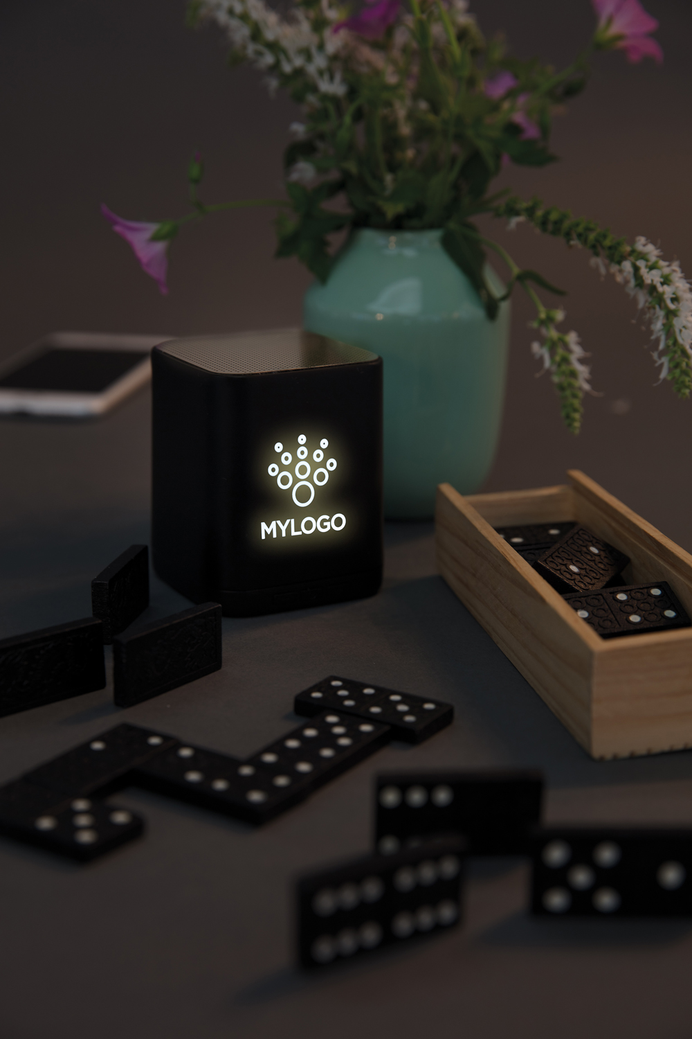 Беспроводная колонка Light up-3