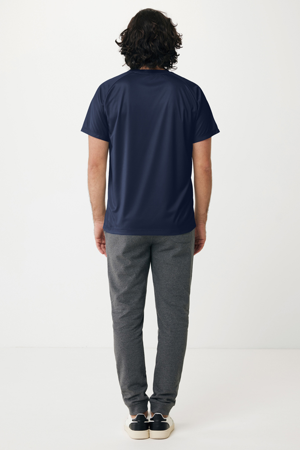 Спортивная футболка Iqoniq Tikal из переработанного полиэстера AWARE™, унисекс, 150 г/м²-8