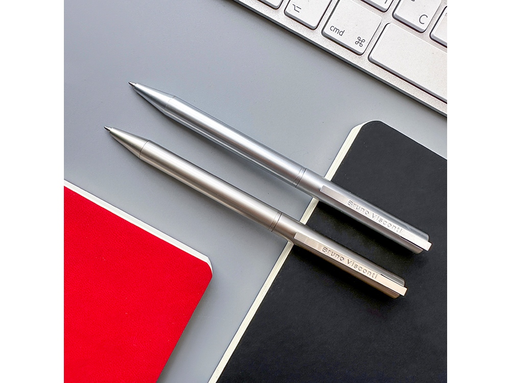 Ручка металлическая шариковая Bergamo, серебристый-4