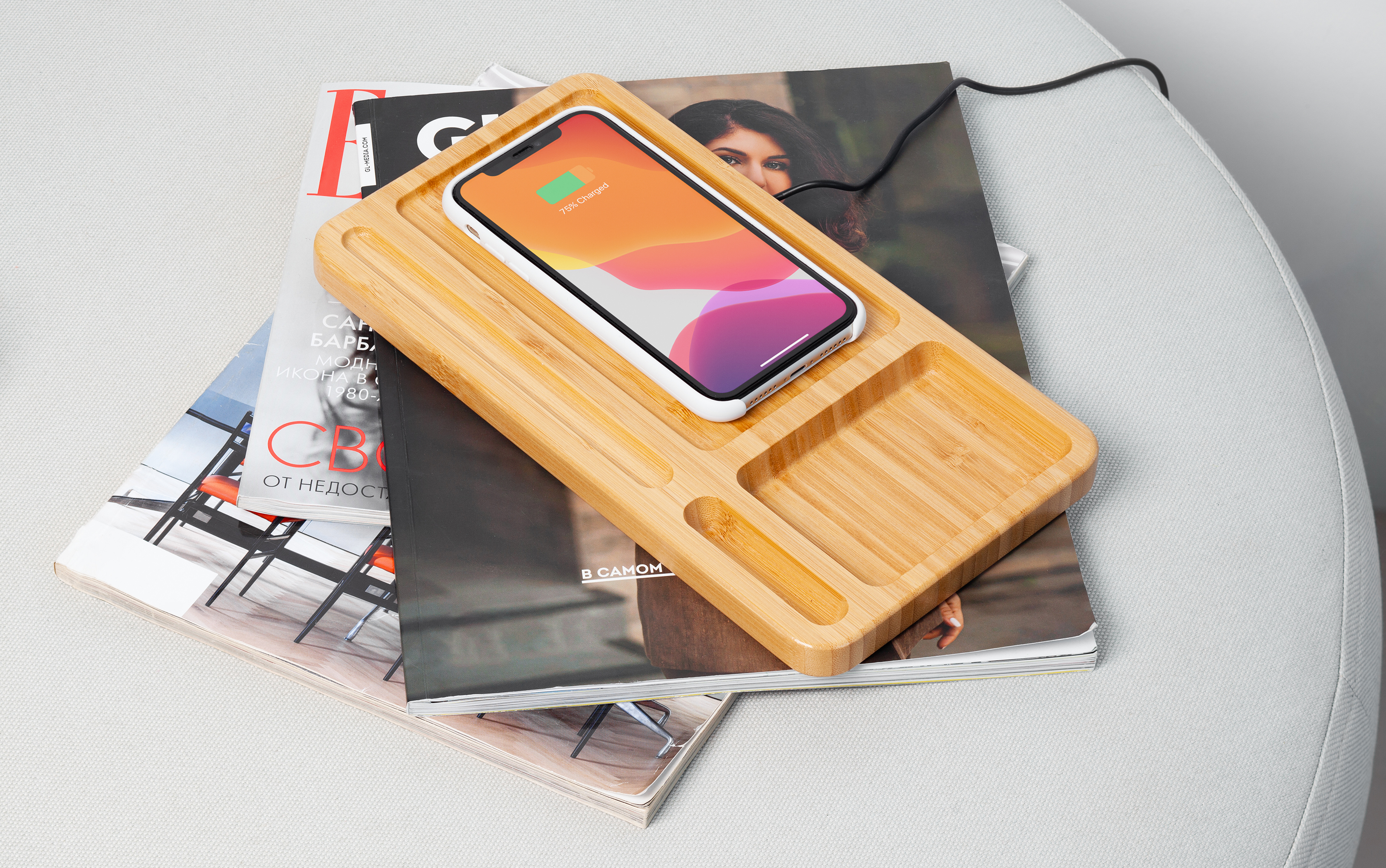 Настольный органайзер "Woodstock" с беспроводным зарядным устройством, бамбук-3