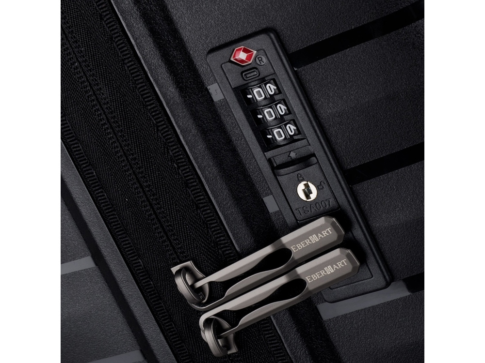 Чемодан Eberhart Dune для ручной клади S полипропилен черный 46D-009-420-5